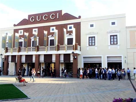 gucci outlet enna